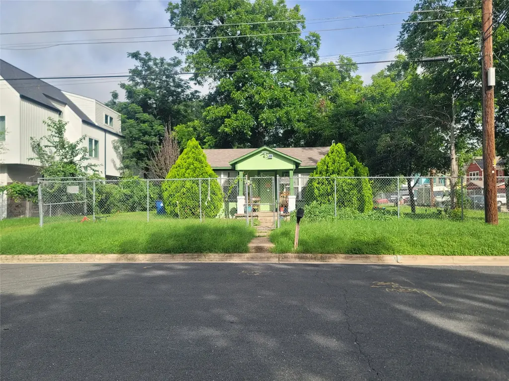1104 Brass Street, Austin