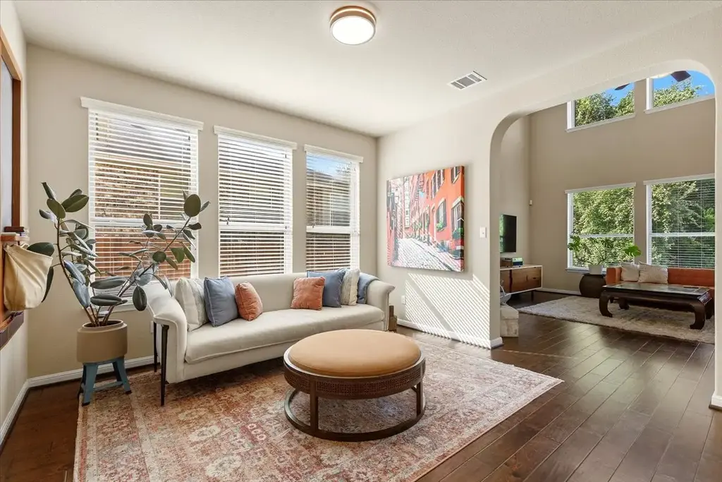 561 Stone View Trail, Austin