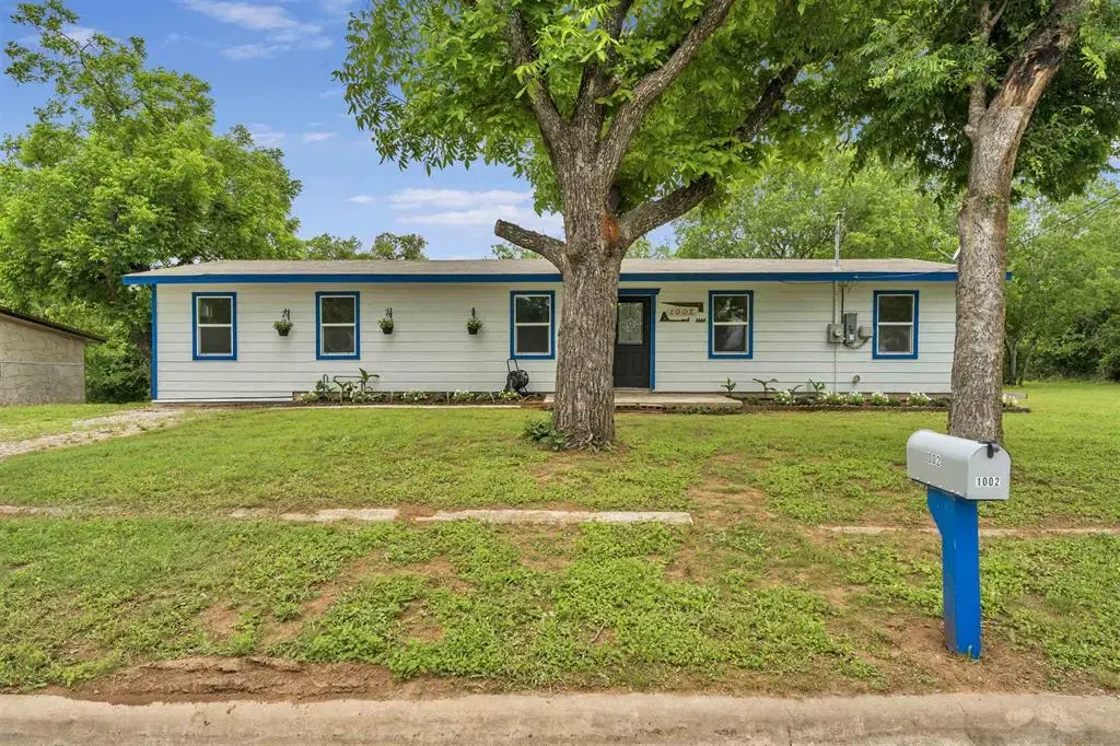 1002 S Pierce Street, Burnet