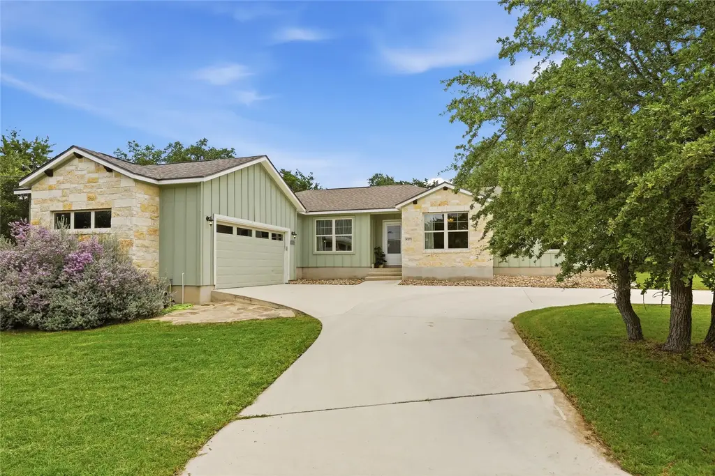 4105 Rimrock Drive, Lago Vista