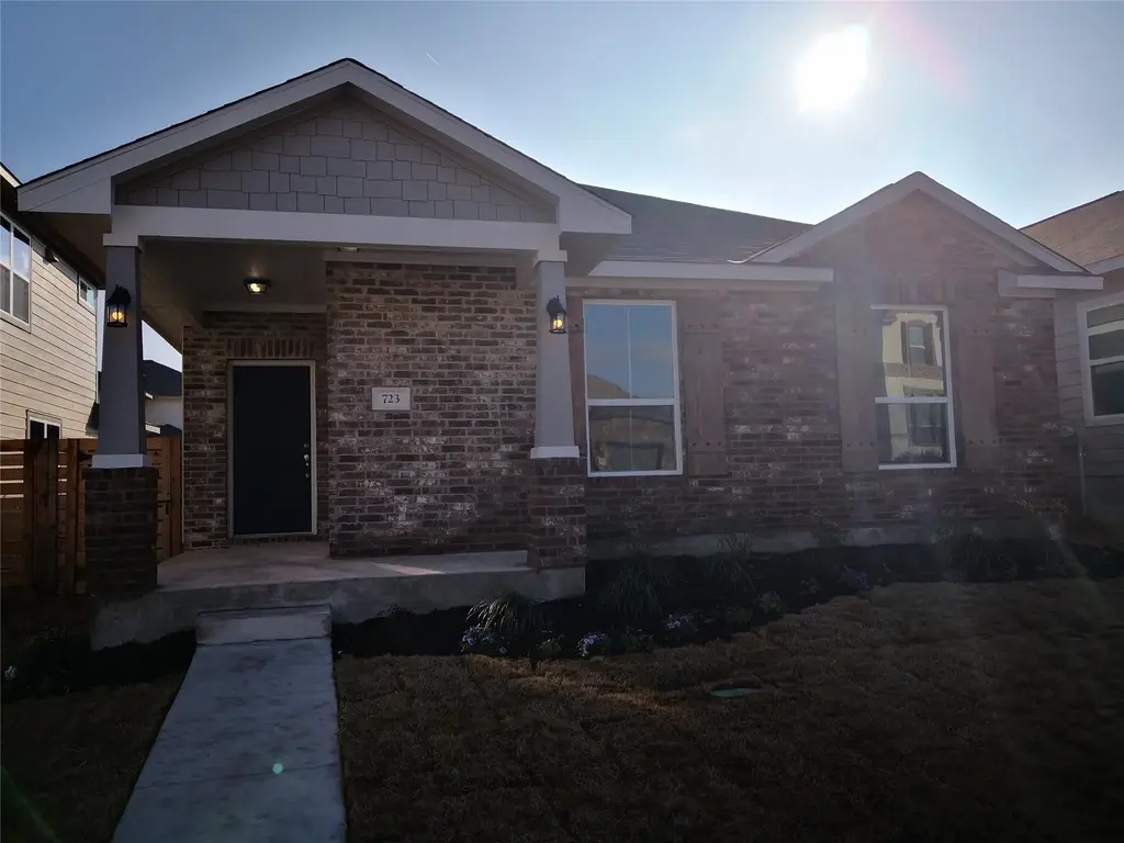 723 Speckled Alder Drive, Pflugerville