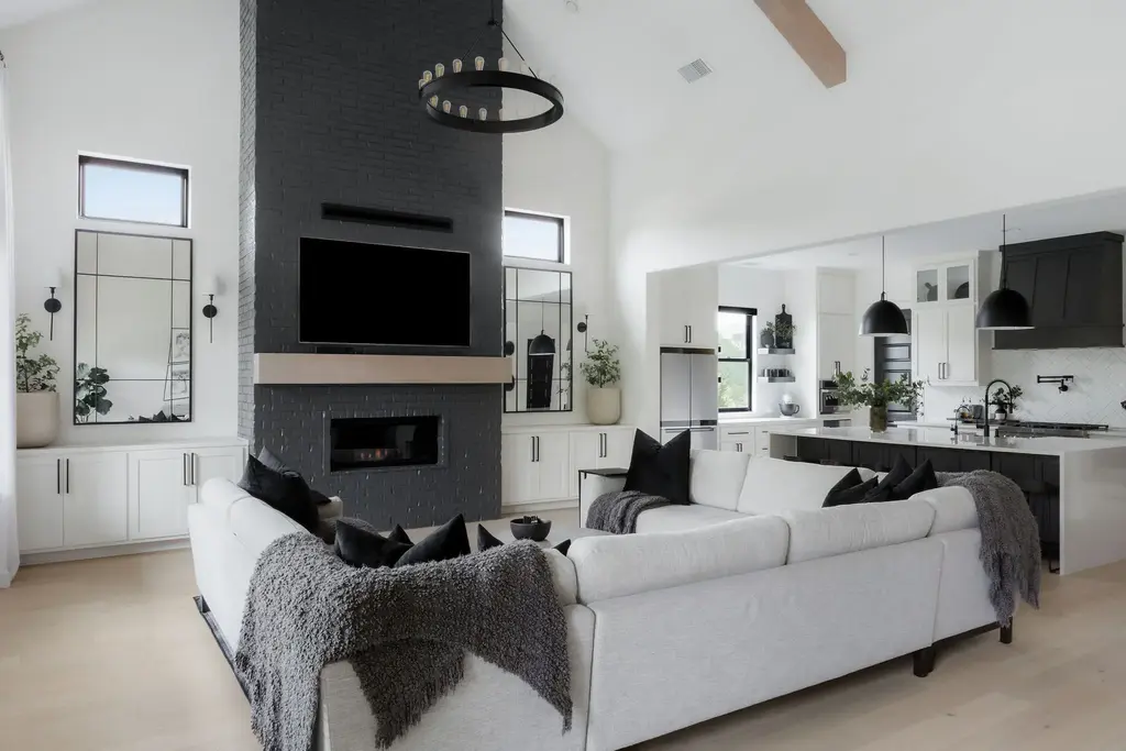 104 Hollytree Court, Georgetown