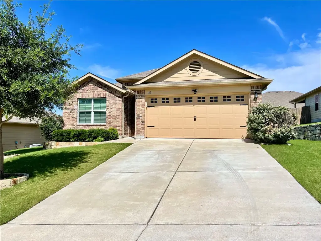 115 Leona River Trail, Hutto