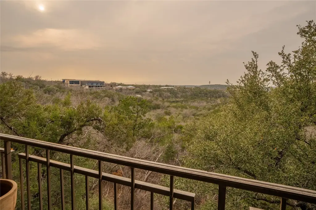 8200 Neely Drive 209, Austin