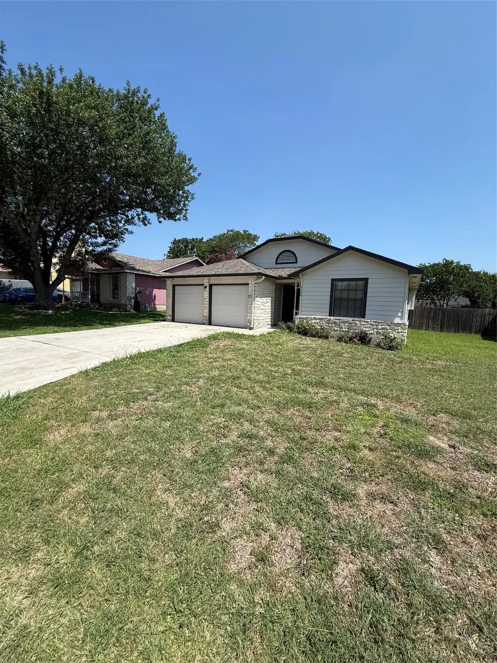 1100 E Logan Street, Round Rock