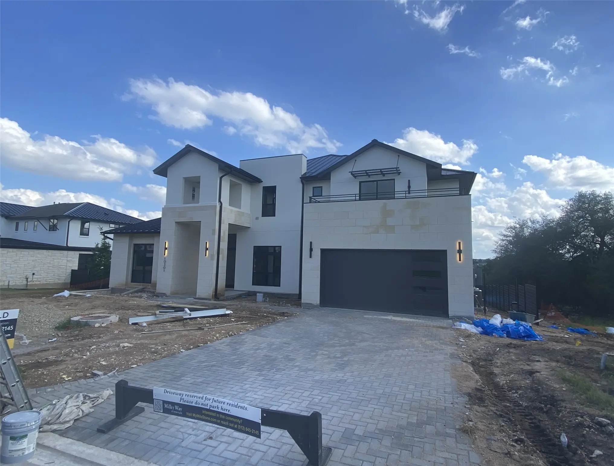 Photo of Listing #9379619