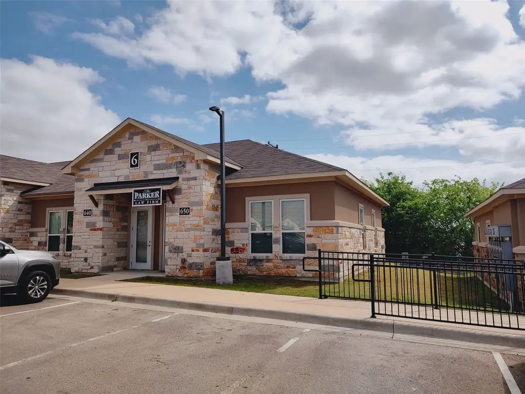 1000 Gattis School Road 650, Round Rock