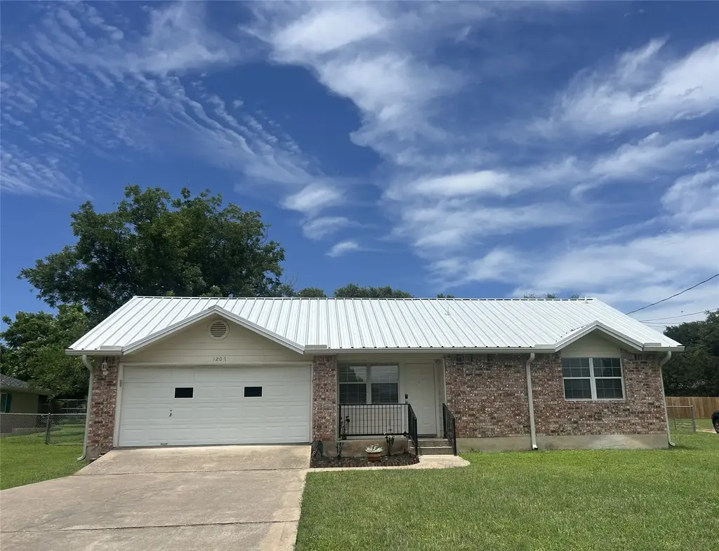 1207 Ash Drive, Marble Falls