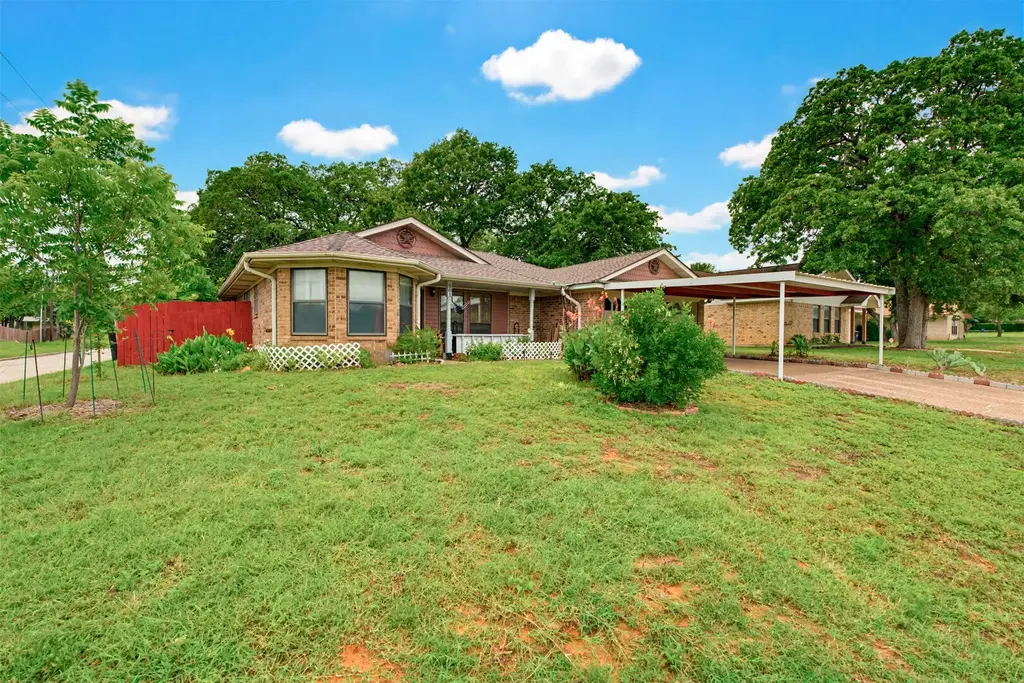 501 Meadow Drive, Rockdale