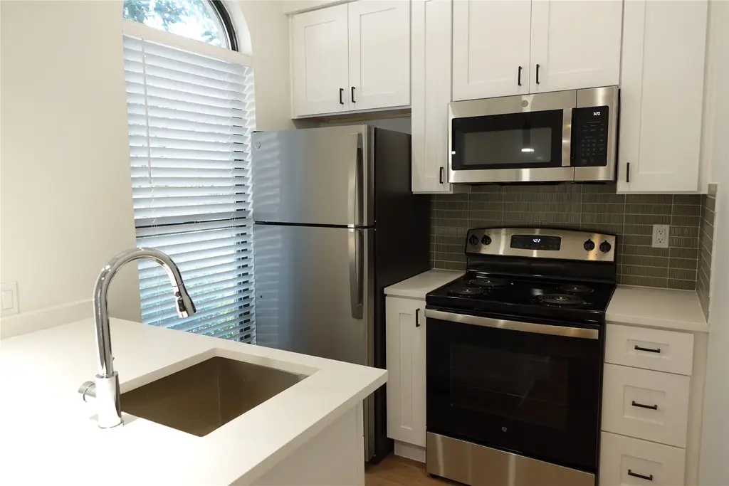 2714 Nueces Street 101, Austin
