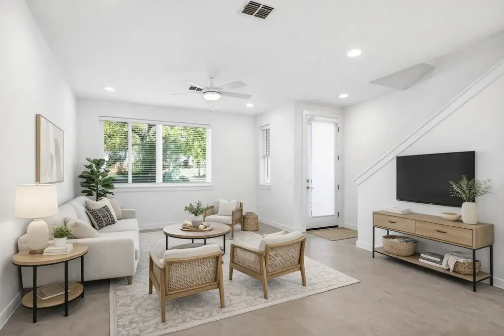 814 North Bluff Drive A-74, Austin