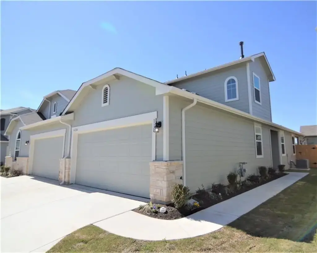 14204 Handel Drive 11a, Pflugerville