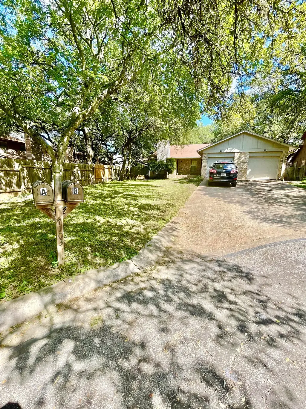 7103 Woodhue Court A, Austin
