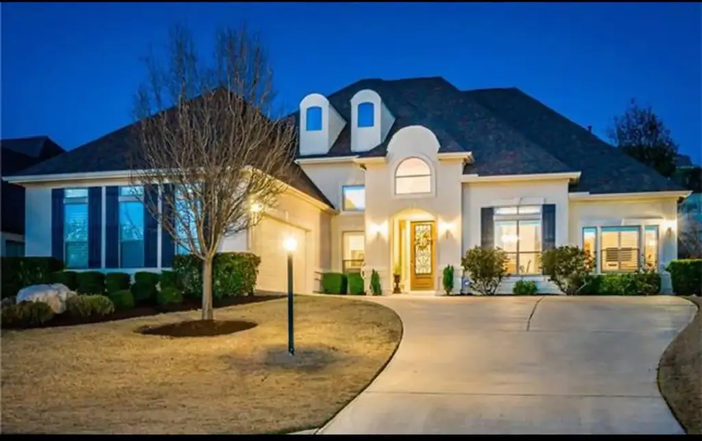 122 Sebastians Run, Austin