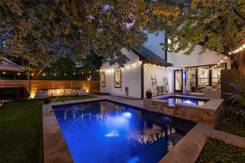 4419 Marathon Boulevard, Austin