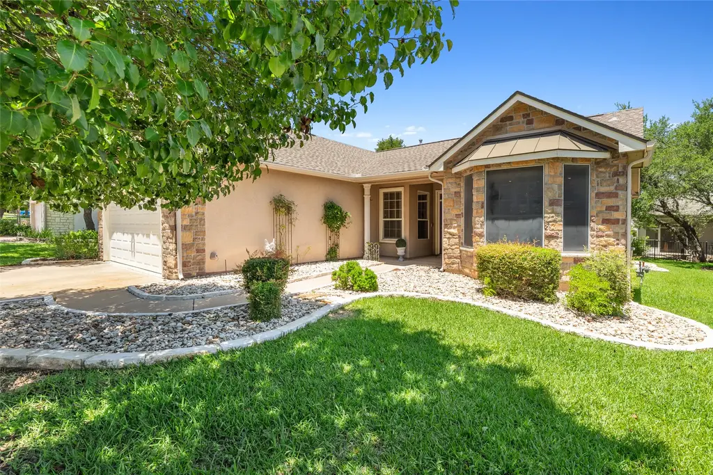 403 Dove Hollow Trail, Georgetown