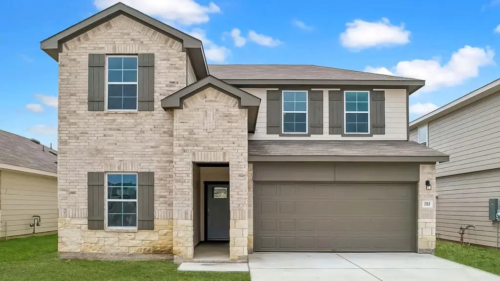 203 Mustang Lake Circle, Buda