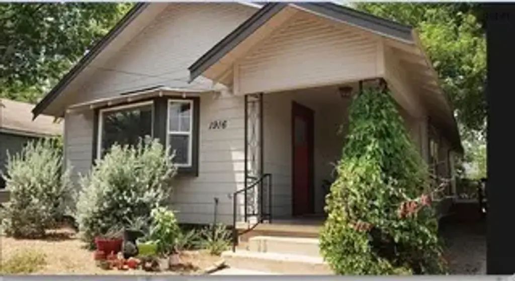 1916 E 10th Street, Austin