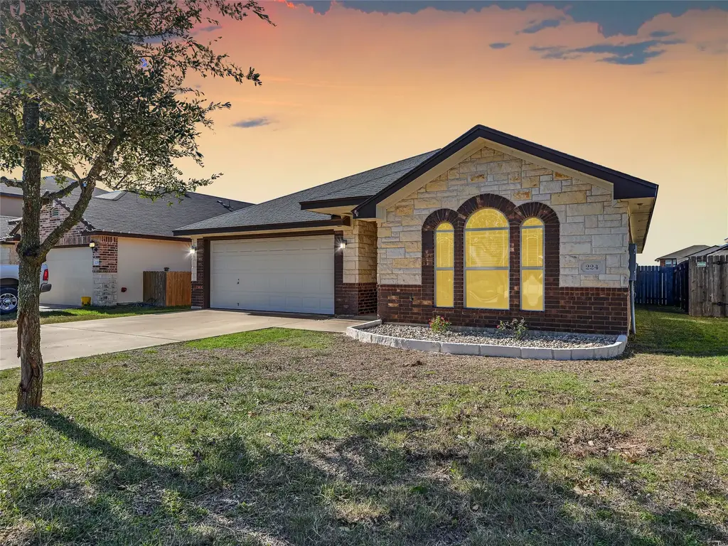 224 Geode Lane, Jarrell
