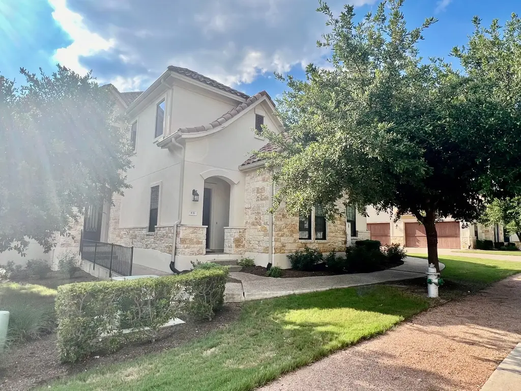 2210 University Club Dr Drive 4a, Austin