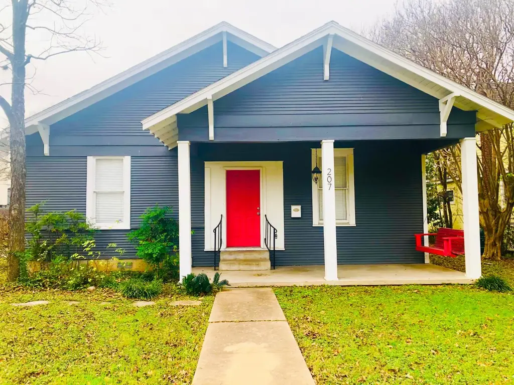 207 W 39th Street Main, Austin