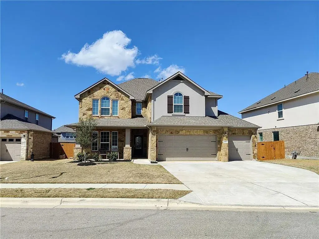 Photo of Listing #8379394
