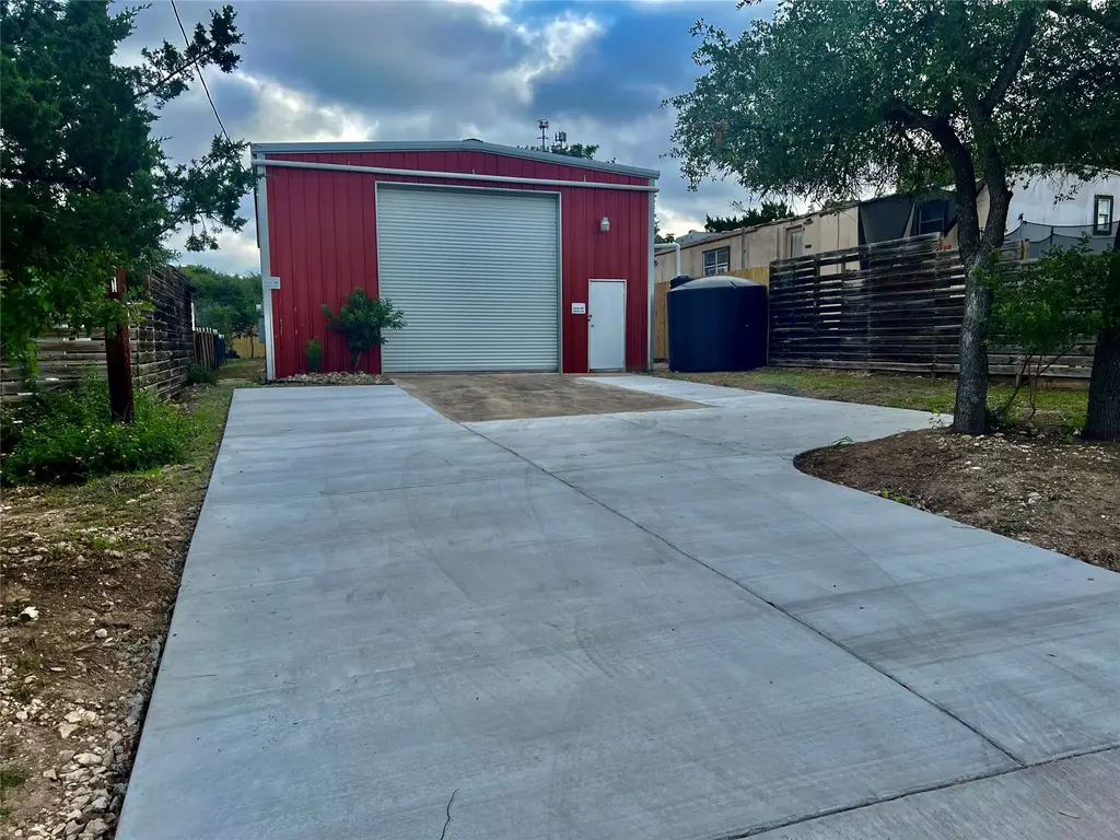 15114 Iowa Street, Austin