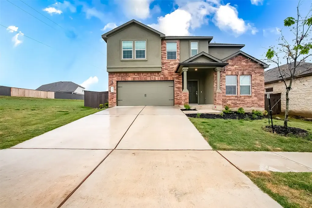 1024 Bluewood Bend, Leander