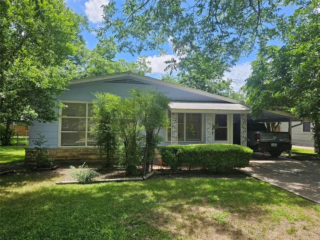 1003 Gilmore Street, Taylor