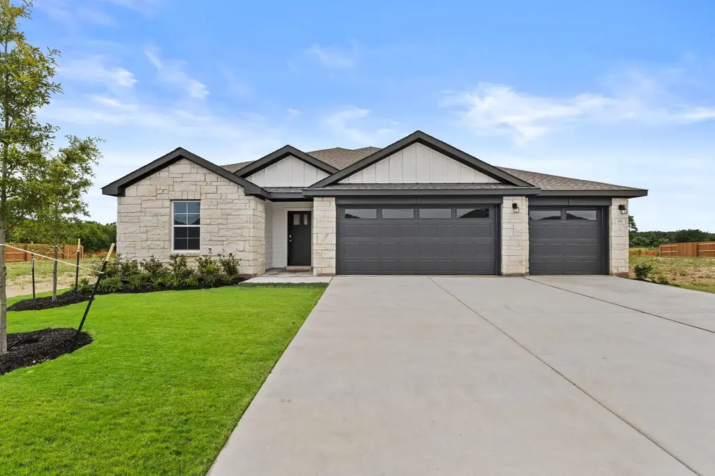 261 Rivers Edge Drive, Georgetown