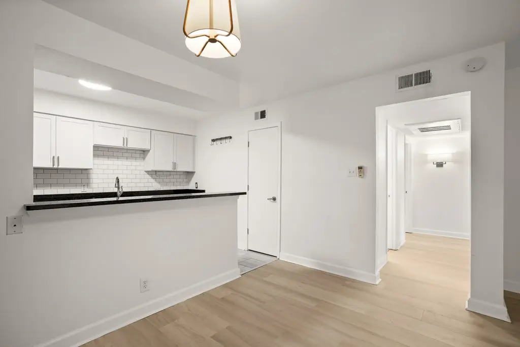 2020 S Congress Avenue 2102, Austin