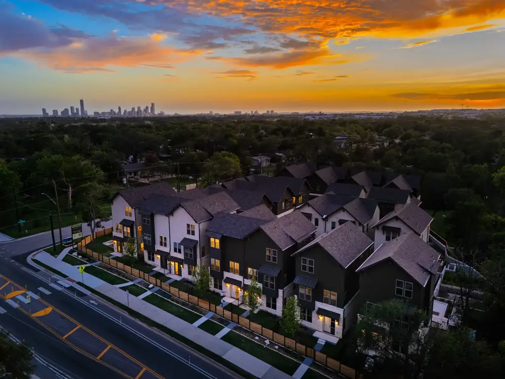 3500 Pecan Springs Road 16, Austin