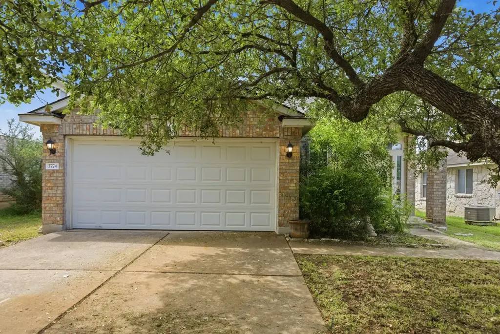 3774 Castle Rock Drive, Round Rock