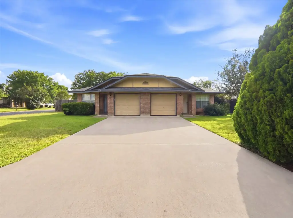 2304 Smith Branch Boulevard B, Georgetown