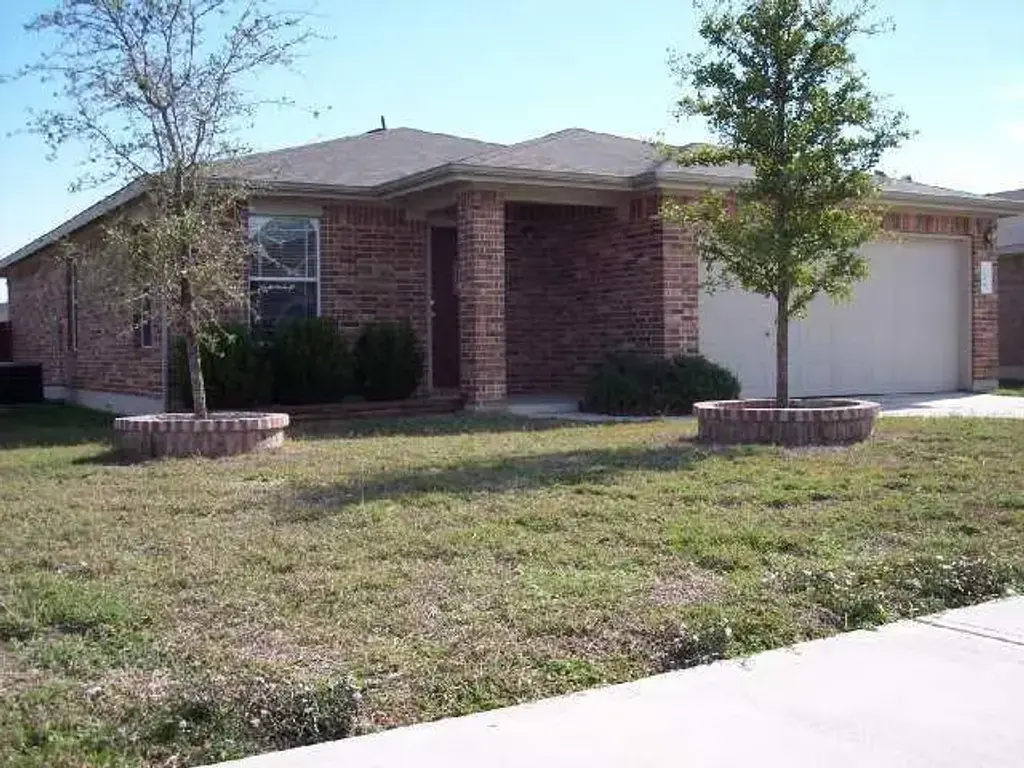 208 Carol Avenue, Leander