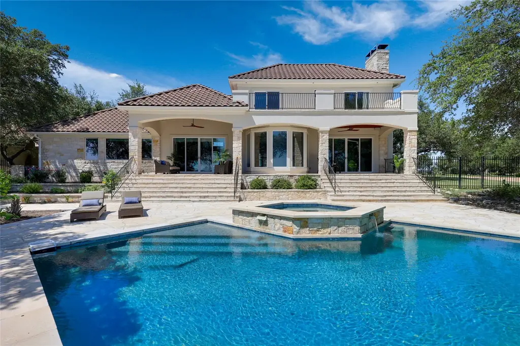 1326 Osprey Ridge Loop, Lago Vista