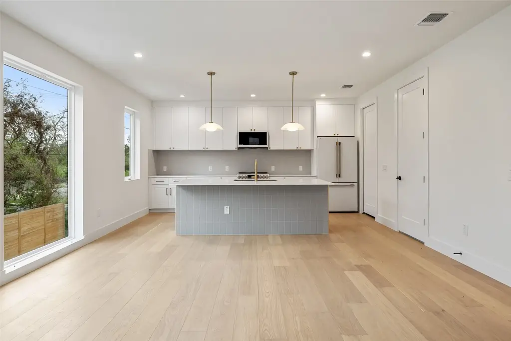 732 Springdale Road A, Austin