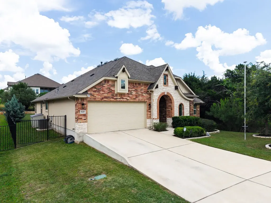848 Mediterranean Drive, Leander