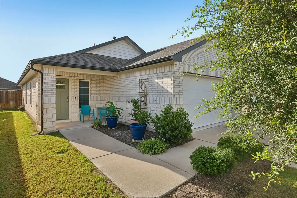 215 Tributary Way, Bastrop