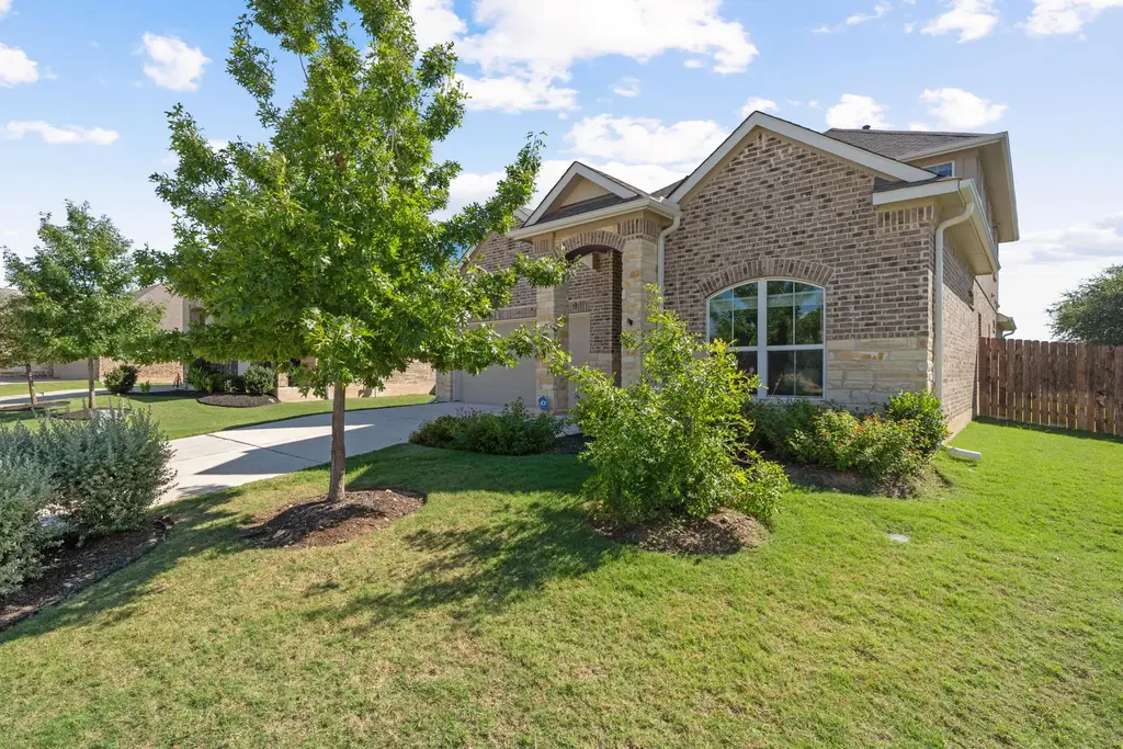 2412 Star Hill Ranch Street, Georgetown