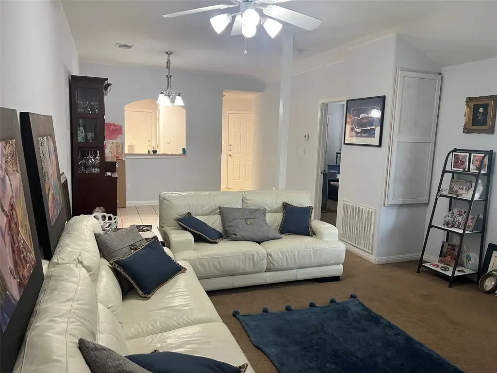 106 Marvin Cove, Hutto