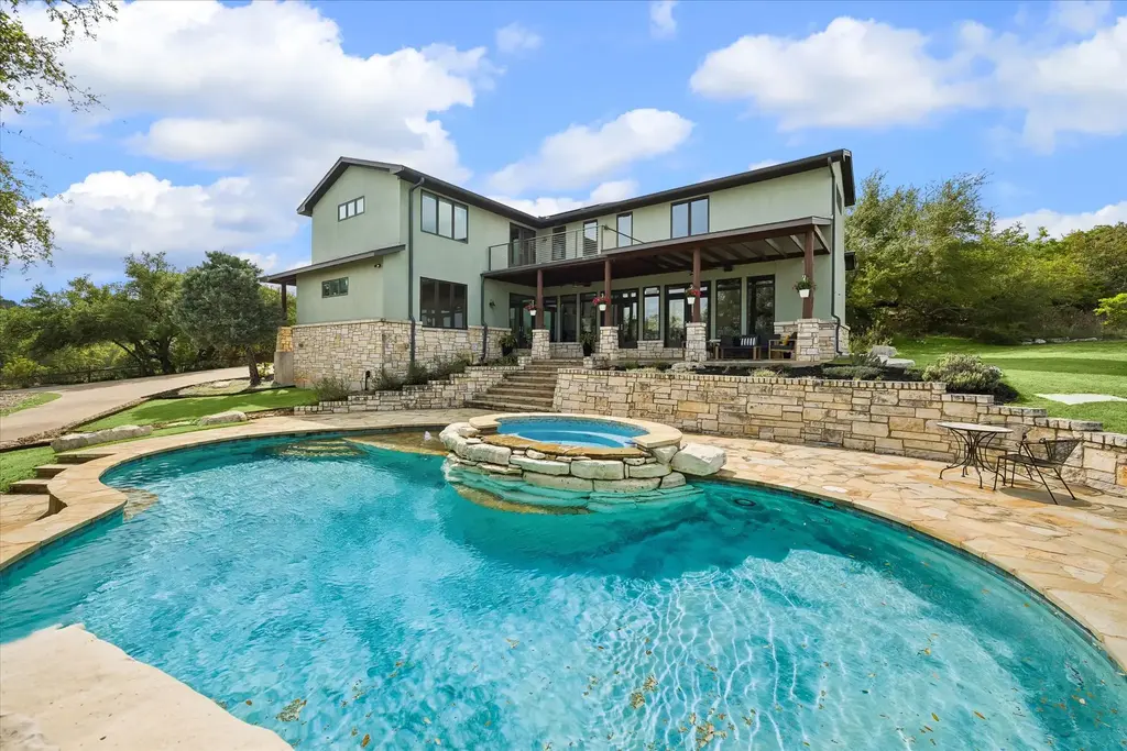 4004a Cloudy Ridge Road, Austin