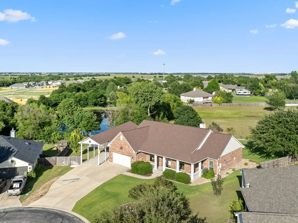 208 Blanco Drive, Hutto