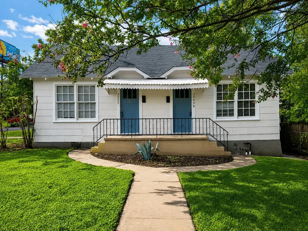 3300 Robinson Avenue B, Austin