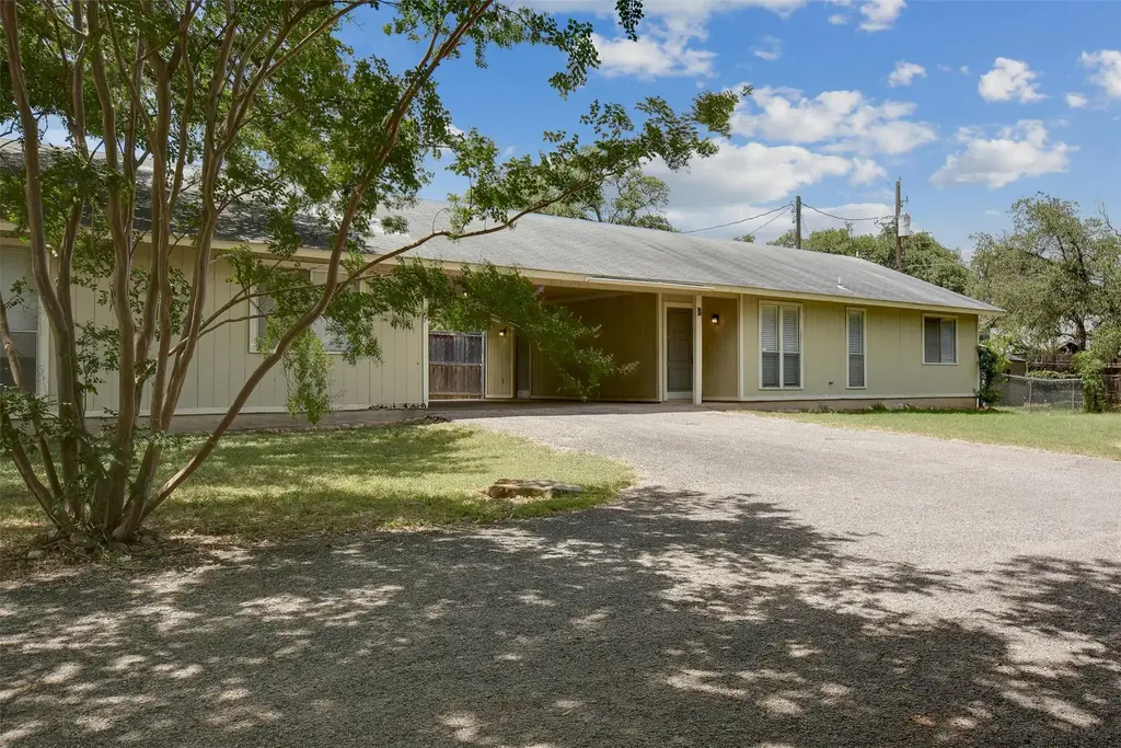 3114 Plantation Road A, Austin
