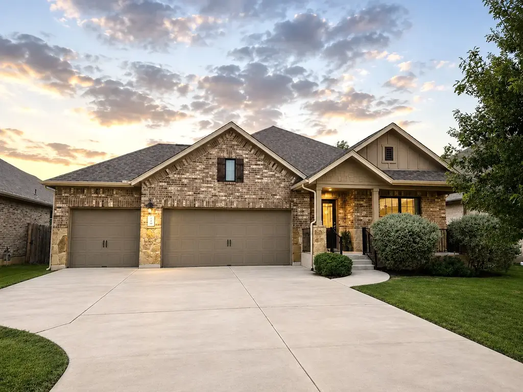146 Red Granite Drive, Dripping Springs
