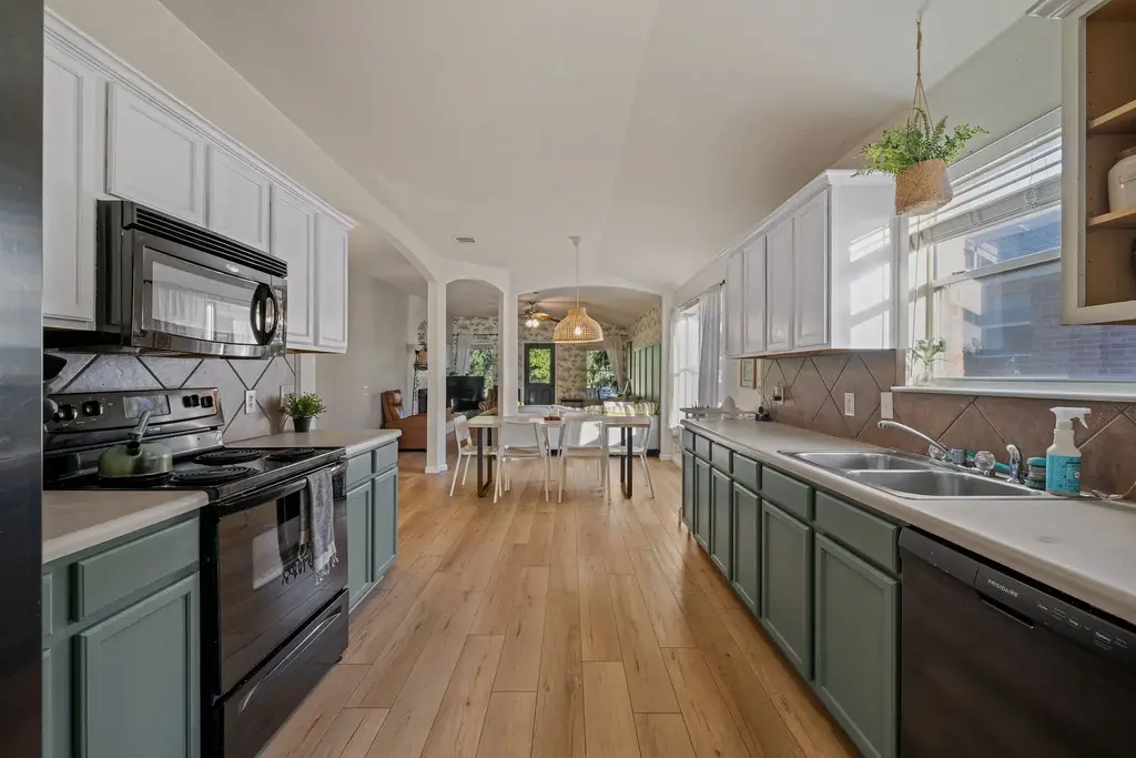 5405 Park At Woodlands Drive, Austin