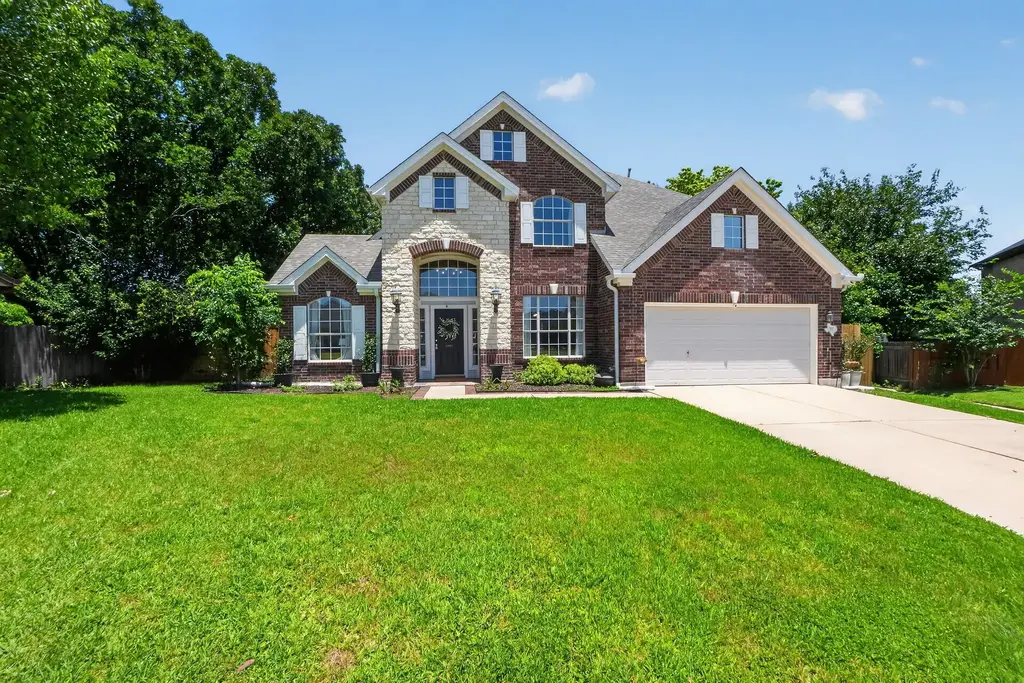 300 N Carriage Hills Drive, Georgetown