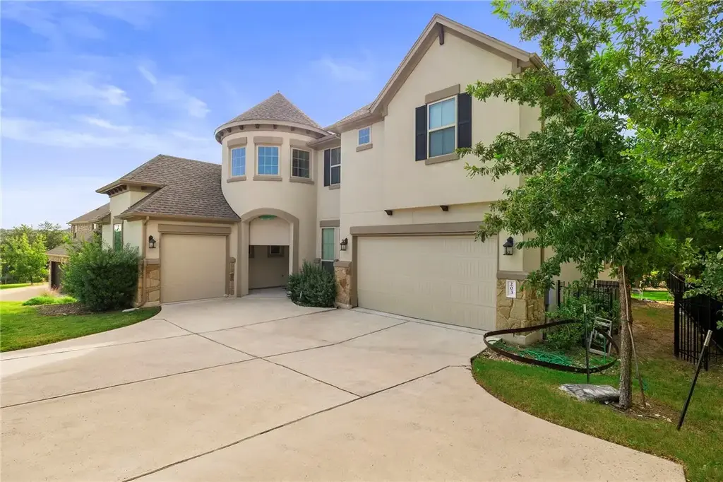 203 Montalcino Boulevard, Lakeway