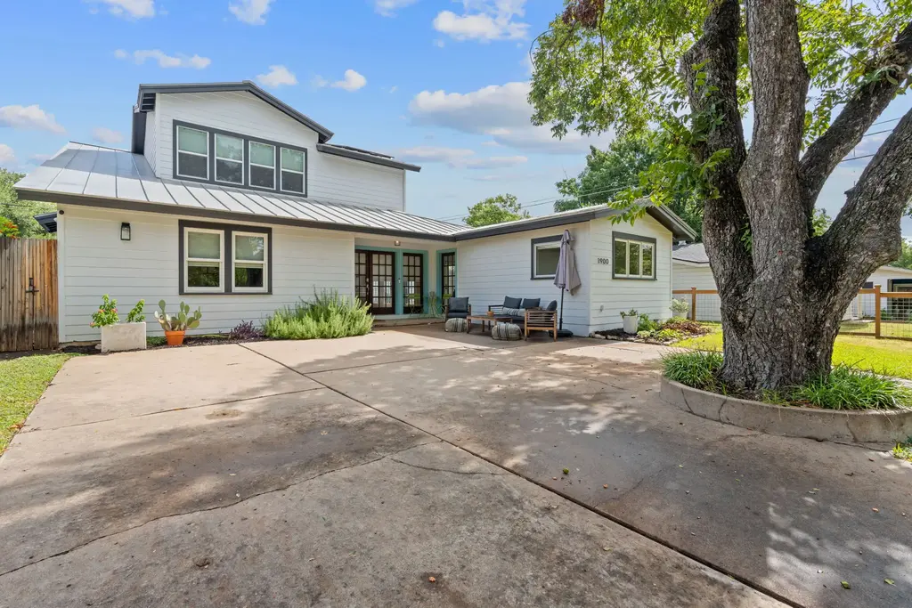 1900 Ullrich Avenue, Austin